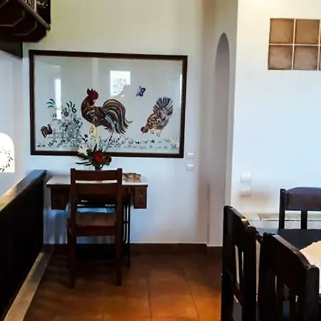 Vakantiehuis Sunshine House For 9, Cozy Set Up,verandas, Sea View. Karterados (Santorini)