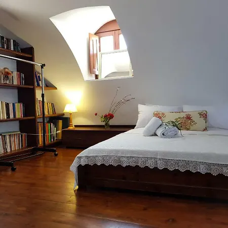 Sunshine House For 9, Cozy Set Up,verandas, Sea View. *