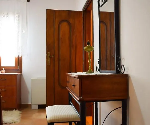 Sunshine House For 9, Cozy Set Up,verandas, Sea View. 펜션 카르테라도스