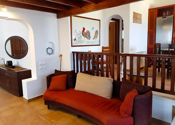 Sunshine House For 9, Cozy Set Up,verandas, Sea View. Holiday home *