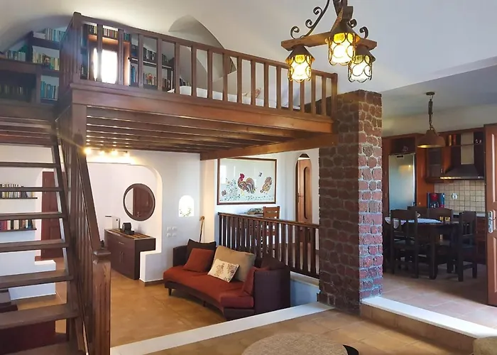 Sunshine House For 9, Cozy Set Up,verandas, Sea View. * Karterados (Santorini)