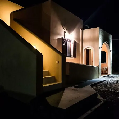 Semesterbostad Sunshine House For 9, Cozy Set Up,verandas, Sea View.